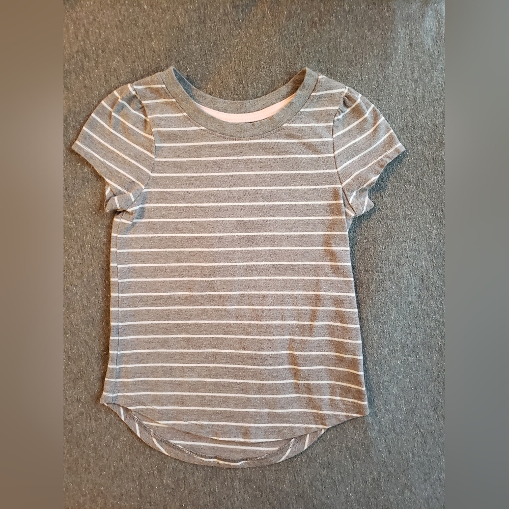 Cat and Jack, 2T girls/non-binary, gray t-shirt
